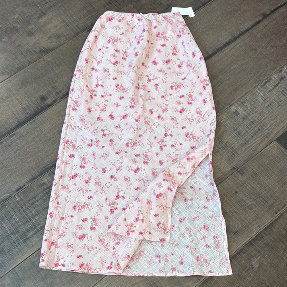NWT Floral Pink Rose Maxi Skirt size M - Picture 2 of 16